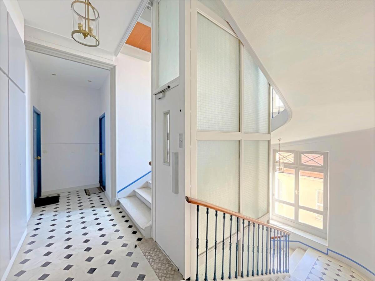 Apartment Iris Backcroisette Cannes